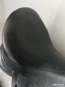 Selle dressage meyer 17 noir