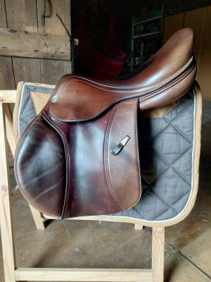 Selle equipe spécial i-carbone 17’5