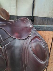 Selle bates advanta