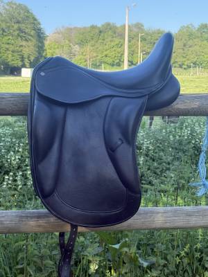 Sella da dressage baude  17.5