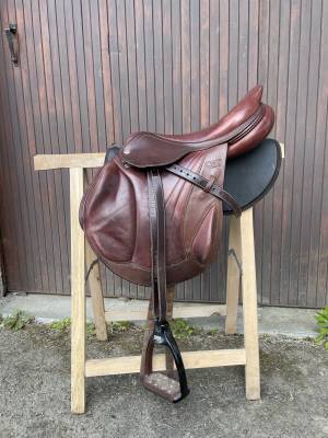 Selle cwd monoquartiers 17,5pouces 