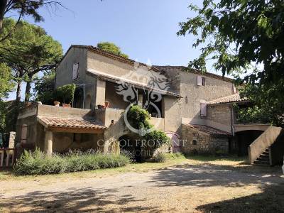 Bonita residencia ecuestre en venta gard