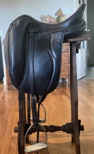 Selle dressage devoucoux