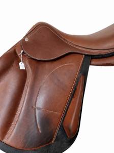 Selle cross arion 2024 17,5 pouces q2ch