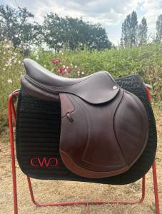 Selle cheval  17,5