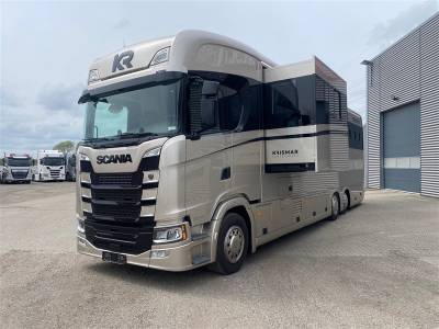 Camion per Cavalli Scania krismar 2023 Occasione
