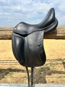 Sella da dressage cwd se08 18