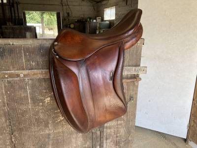 Selle dressage belloir 