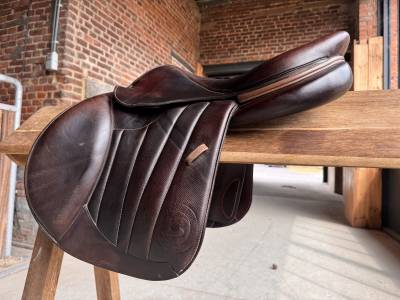 Selle forestier séoul – 17,5” – excellent état - buffle