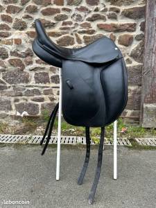Selle de dressage belloir
