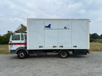 Camion transport 6 chevaux