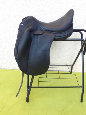 Selle dressage childeric dpl 18'