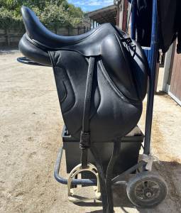 Sella da dressage antarès  17.5