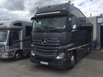 Autocaravana/camion de lujo