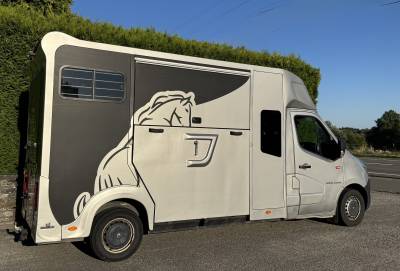 Camion 2 chevaux