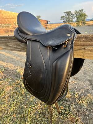 Sella da dressage eric thomas  17