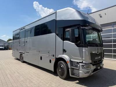 Camion per cavalli man man tgm 18.320 anka pop out 2022 occasione