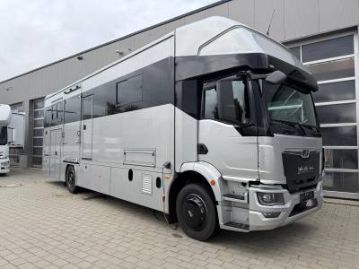 Camion per cavalli man man tgm 18.320 anka pop out 2026 nuovo