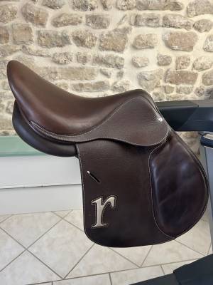 Selle rebelle modèle r10 