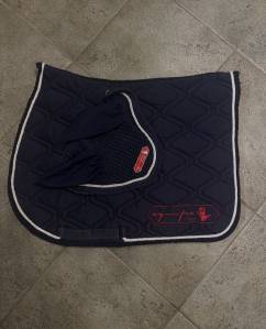 Selleria equipe jumping saddle pad & fly bonnet set