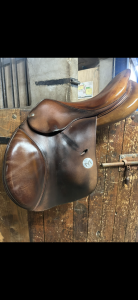 Selle meyer de taille 17,5 