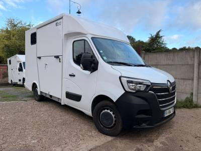 Renault master – 2021 – 3 places – stalle – 87 000km
