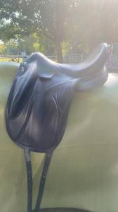 Selle dressage devoucoux makila lab