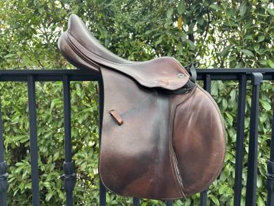à vendre - selle prestige 17’ 