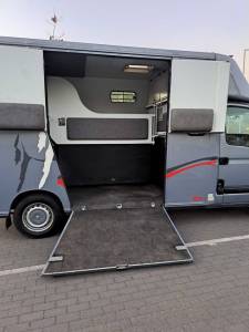 Renault master theault