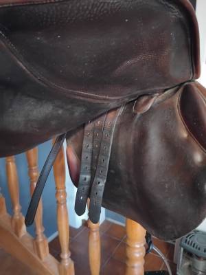 Selle d'équitation butet 17,5' avec son équipement