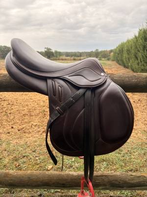 Selle devoucoux chiberta lab en 17