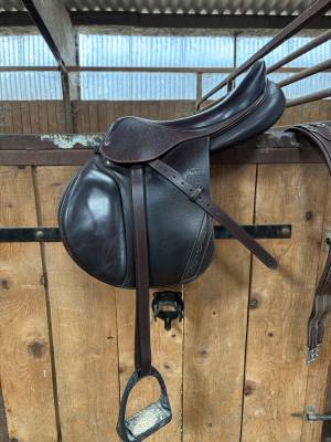 Selle devoucoux modèle biarritz 17