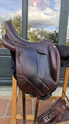 Sella da dressage  s-dress 17.5