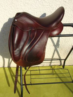 Selle dressage antares concept 17'