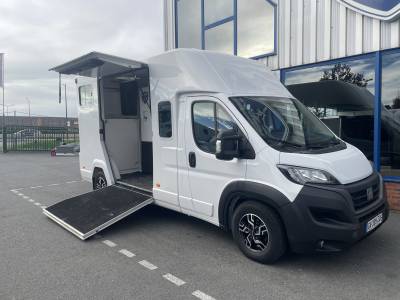 Horsebox hgv barbot ducato 2024 used