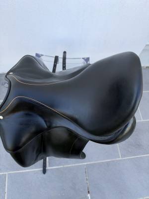 Sella da dressage childeric  17.5
