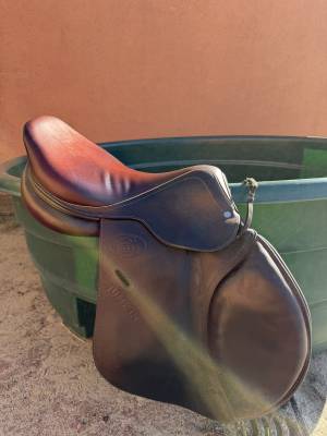 Selle hervé godiguon jumpin à vendre 