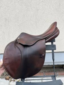 Selle cwd 17 pouces - cuir marron 