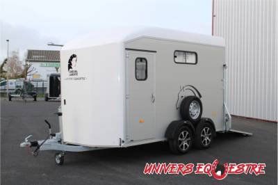 Van maxi 2 cheval liberte - nouveaute