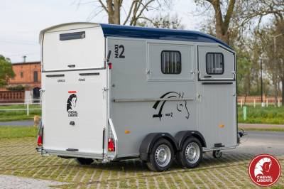 Van caballos cheval liberté duomax 2 caballos 2026 nuevo