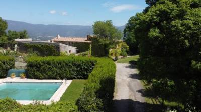 Equestrian bed and breakfast  alpes-maritimes