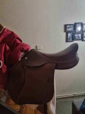 Selle cwd neuve