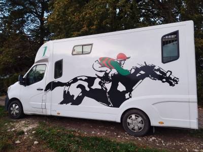 Location camion pour chevaux secteur buzançais