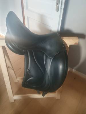 Selle dressage antares cadence 