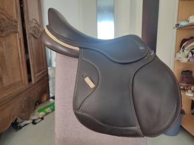 Selle ikonic hybrid 17 pouces 