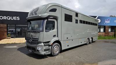 Poids lourds neufs krismar 8 chevaux homecar 