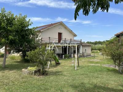 Belle propriété au calme sur 15ha à 10min de duras