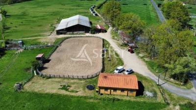 Centre équestre et chalet d'habitation lezoux