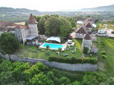 Exceptionnel relais château 4* proche de lyon