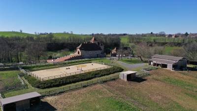 Domaine de prestige sur 18ha avec installations équestres - a 1